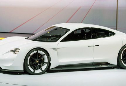 Zielone światło dla pierwszego w pełni elektrycznego Porsche